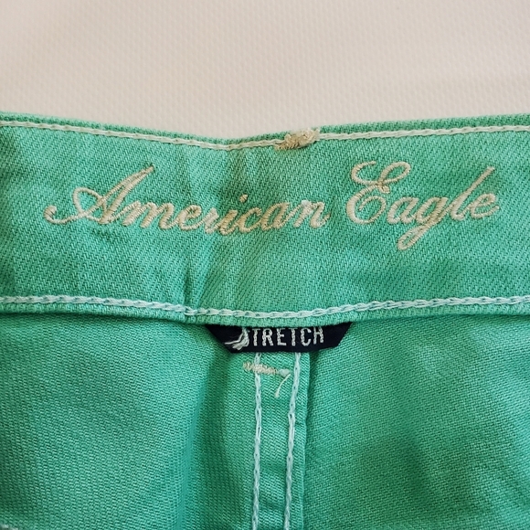 🟢2315 * American Eagle Outfitters Stretch Shorts Green Size 12 AEO - Picture 3 of 9